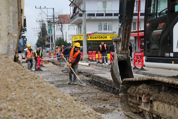 Düzce’de içme suyu şebekesi yenileniyor