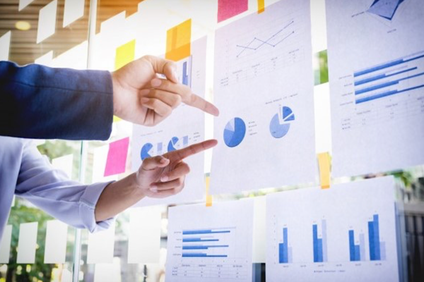 Brent volatilitesi ve şirket bilançoları piyasaları etkiliyor