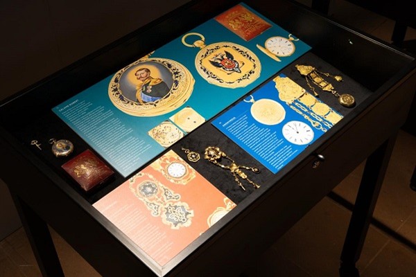 Mehmet Çebi’nin nadir cep saatleri koleksiyonu sanatseverlerle buluşuyor