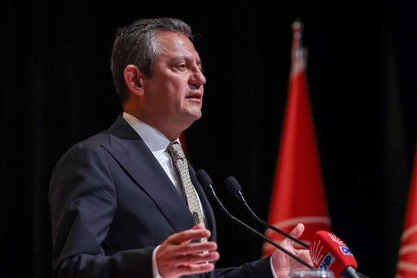 CHP Genel Başkanı Özel, Dijital Dünya ve Güvenlik Toplantısına katıldı