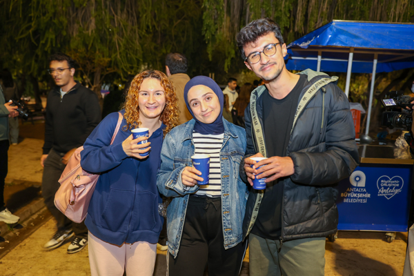 Büyükşehirden sınav haftası boyunca sıcak çorba ikramı