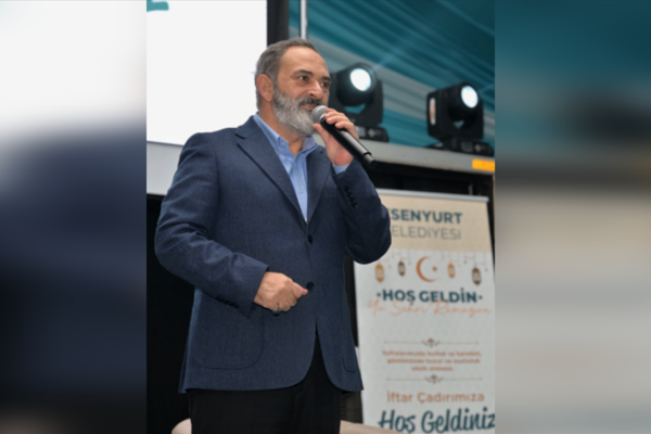 Dursun Ali Erzincanlı Esenyurtlularla bir araya geldi