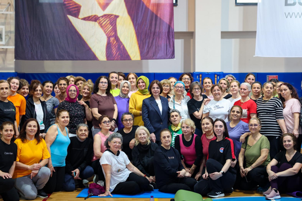 Başkan Köymen, spor yapan kadınlarla buluştu