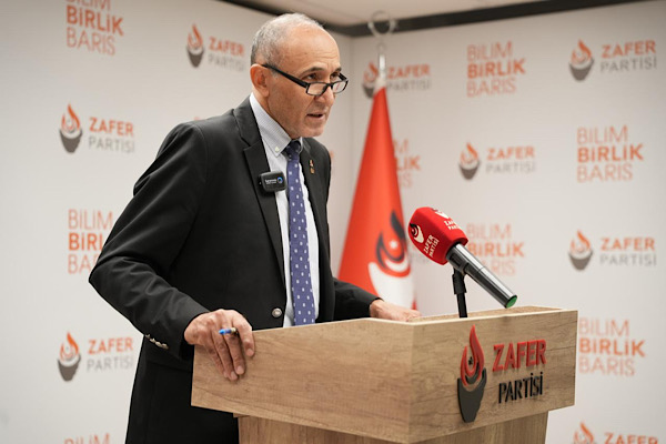 Artan: Merkez Bankası Başkanımız genç ama zannediyorum astigmat sorunu var