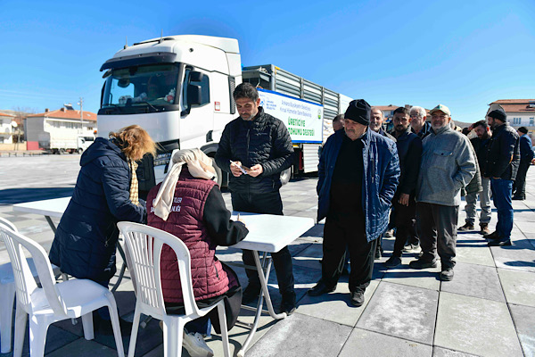 ABB’den Şereflikoçhisarlı çiftçilere aspir tohumu desteği