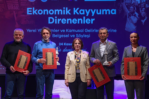 Maltepe’de “Ekonomik Kayyuma Direnenler” söyleşisi düzenlendi