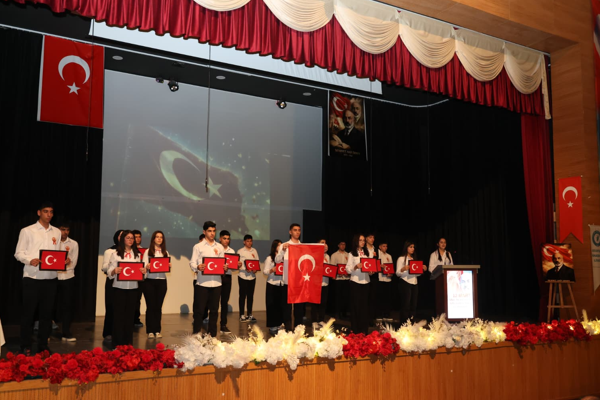 Siirt’te İstiklal Marşı’nın Kabulü ve Mehmet Akif Ersoy’u Anma Günü kutlandı