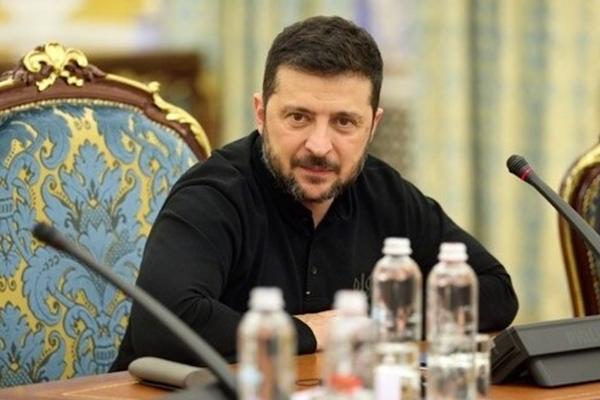 Zelenski: Ukrayna askeri uzmanları Suudi Arabistan’da hava savunmasını güçlendiriyor