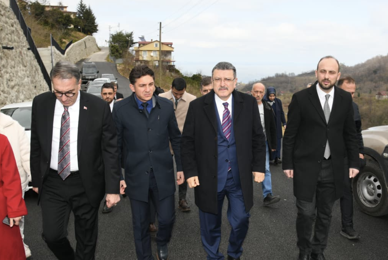 Başkan Genç, Sürmene’de sel ve heyelan çalışmalarını inceledi