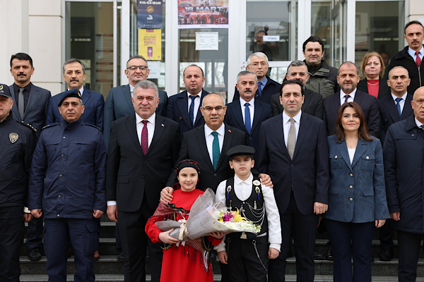 Vali  Koç Bulancak’ta inceleme ve temaslarda gerçekleştirdi