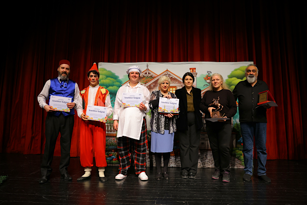 Samsun Uluslararası Tiyatro Festivali “İbiş İşte” oyunu ile başladı