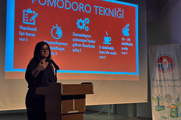 Maltepe’de “Akran İletişimi ve Zorbalık” semineri düzenlendi