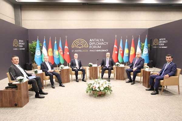 Kosherbayev, Dışişleri Bakanları Konseyi’nin gayri resmi toplantısına katıldı