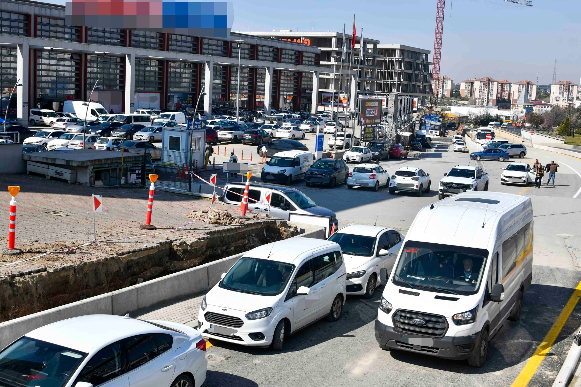Ankara’da Bağdat Caddesi’nde trafik düzenlemesi yapıldı