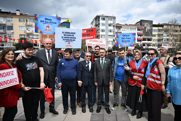 Vali Aktaş, Otizm Farkındalık Yürüyüşüne katıldı