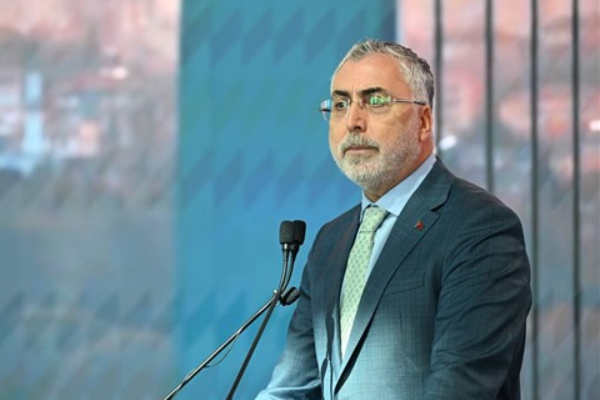 Işıkhan, Türkiye Kamu-Sen Konfederasyonu heyeti ile bir araya geldi