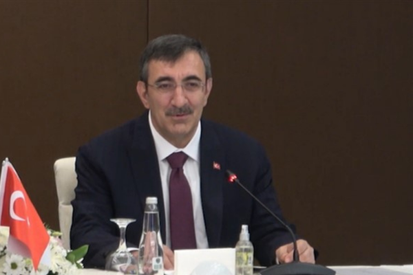Yılmaz: Bütüncül politikalarla aileyi güçlendirmeyi stratejik öncelik olarak görüyoruz