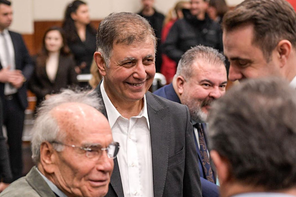 Başkan Tugay: Kamu reformu, sorunların çözülmesi için şart