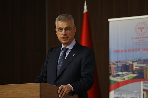 Memişoğlu, 31.Ulusal Fiziksel Tıp ve Rehabilitasyon Kongresi’ne katıldı