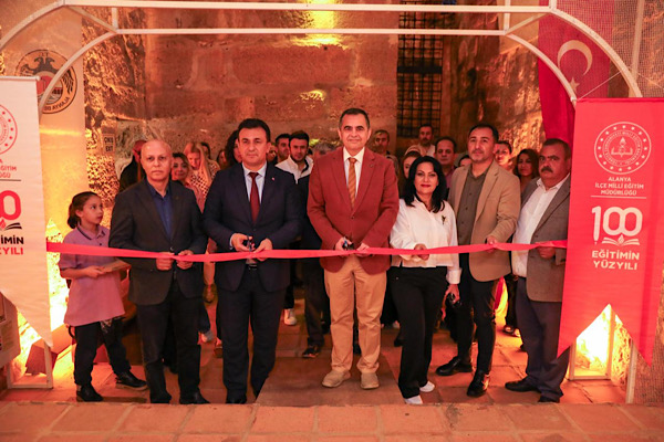 Alanya’da “Çocuk Gözüyle Kızılkule” temalı resim yarışması sona erdi