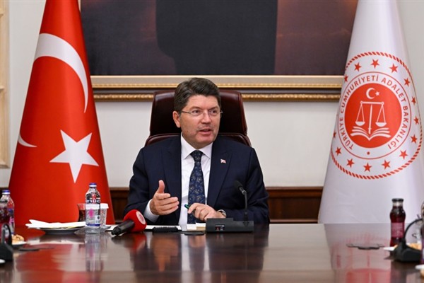 Tunç: Demokrasimizi güçlendirmeye devam edeceğiz
