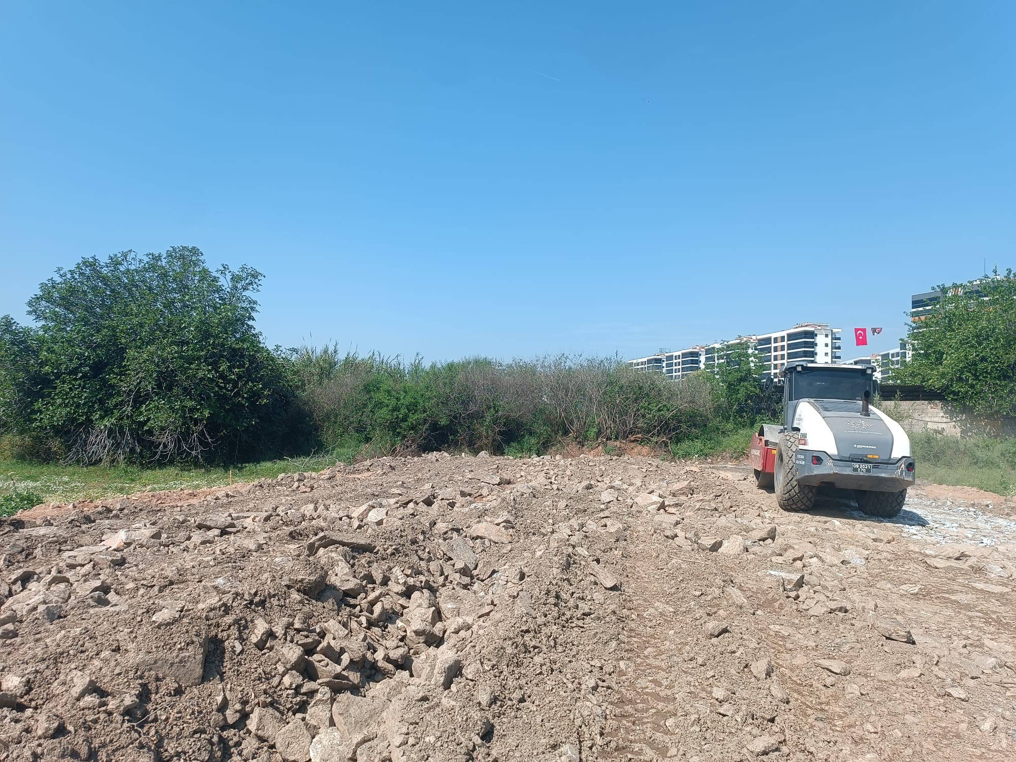 Aydın’da 17 İlçede yol yapım ve bakım çalışmaları başladı