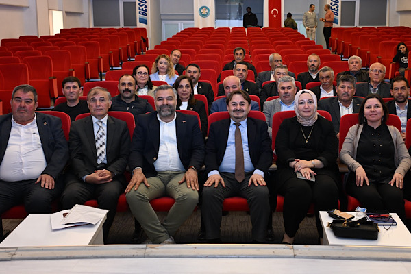 Manisa’da “Muhtarlar Akademisi Eğitimi” projesi başlatıldı