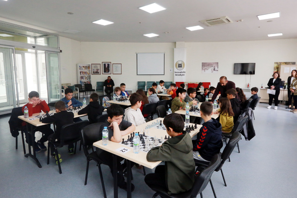Yenimahalle’de Geleneksel Satranç Turnuvası düzenlendi