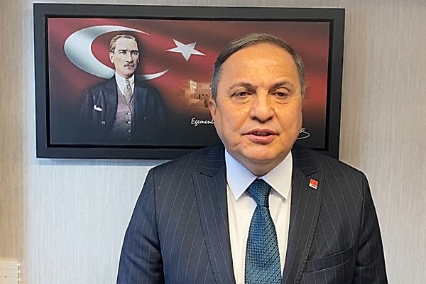 Torun: CHP Genel Merkezi, siyasi tetikçilerin oyun alanı değildir