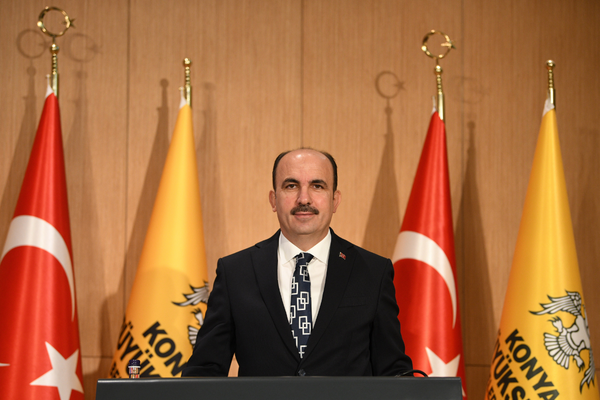 Altay: Güçlü toplumlar annelerin yetiştirdiği nesillerle var olur