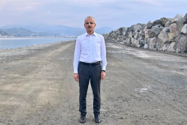 Uraloğlu: Eğiste Hadimi Viyadüğü ulaşım süresini 20 dakika kısalttı