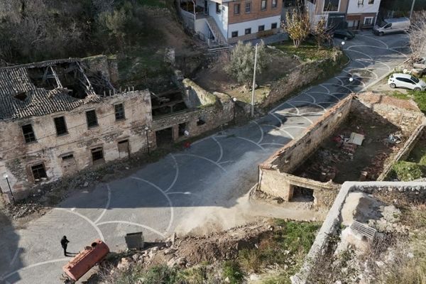 Edremit’in Zeytinyağı Fabrikası projesine TKB’den destek