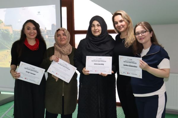 İZGİM’de gebelik eğitimini tamamlayan anne adaylarına sertifika verildi