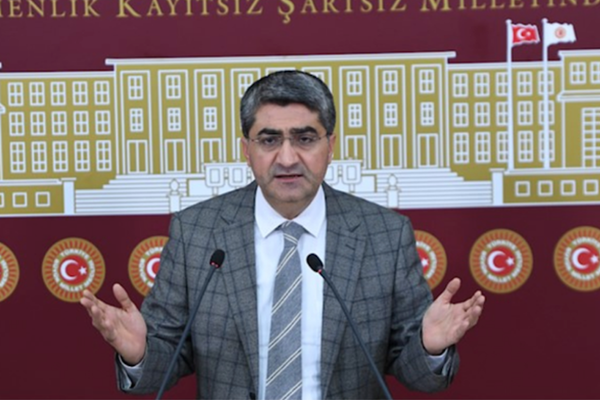 Ekmen: Transfer siyasetine karşı çözüm sandıktır