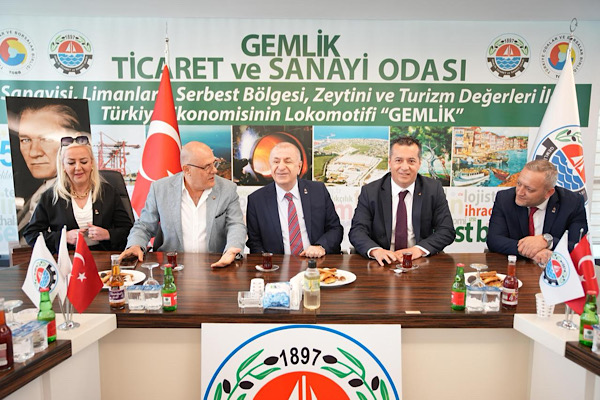 Özdağ, Gemlik Ticaret ve Sanayi Odası’nı ziyaret etti