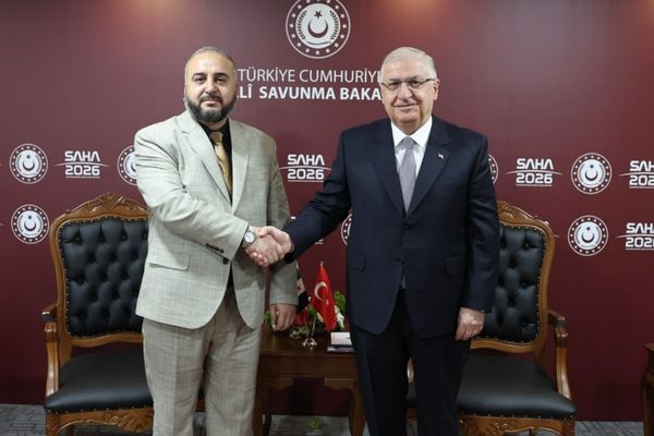 Bakan Güler, SAHA 2026’da Suriye Savunma Bakanı Kasra ile görüştü