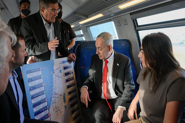 Netanyahu: İsrail vatandaşları için burada çok büyük bir haber var