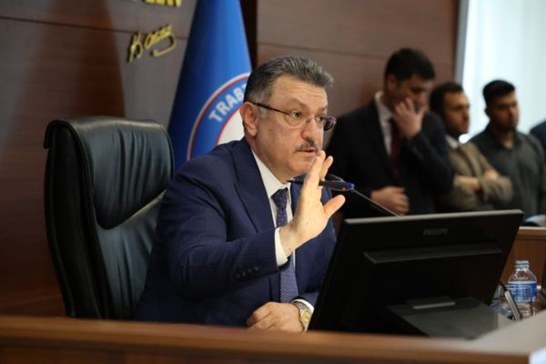 Başkan Genç’ten İBB’ye “Trabzonspor davasını geri çekin” çağrısı