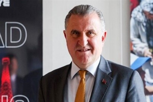 Bakan Bak’tan Dursun Özbek’e tebrik mesajı