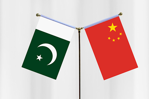 Çin ve Pakistan dışişleri bakanları İran krizini görüştü