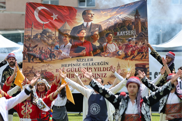 Kayseri’de 19 Mayıs Atatürk’ü anma programı düzenlendi