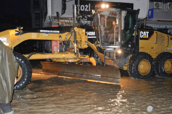 Samsun’da selden etkilenen Havza’da destek çalışmaları başlatıldı