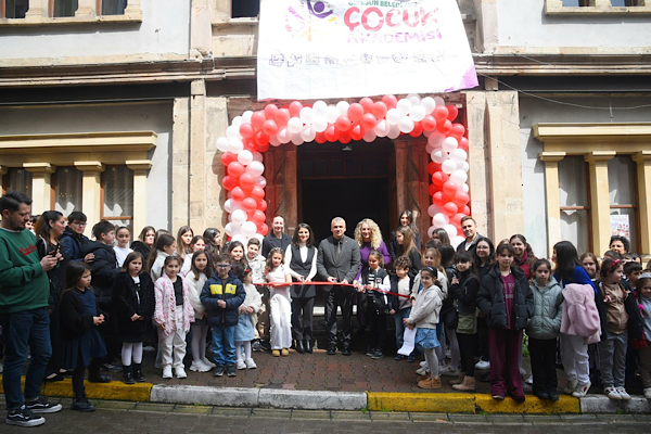 Giresun’da Çocuk Akademileri yıl sonu sergisi açıldı