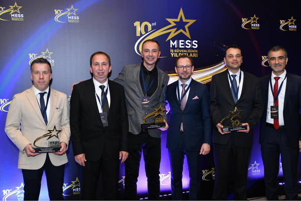 Tofaş MESS iş güvenliğinin yıldızları ödüllerini topladı