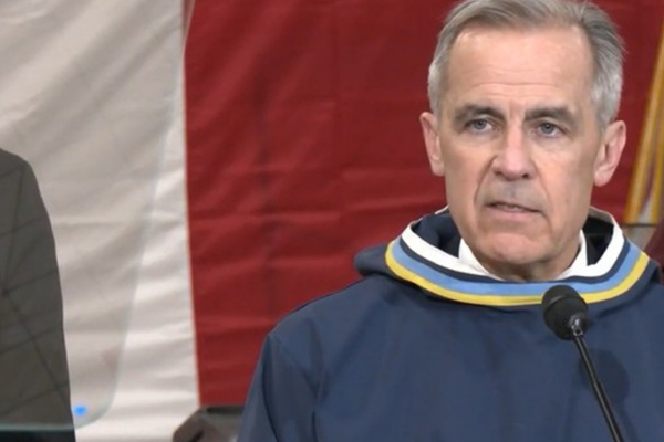 Carney: Kanada malı alıyoruz ve Kanada yapımı binalar inşa ediyoruz