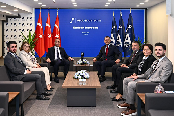 Anahtar Parti ile İYİ Parti arasında bayramlaşma