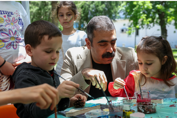 Diyarbakır’da Kürt Dil Bayramı Çocuk ve Gençlik Şenliği