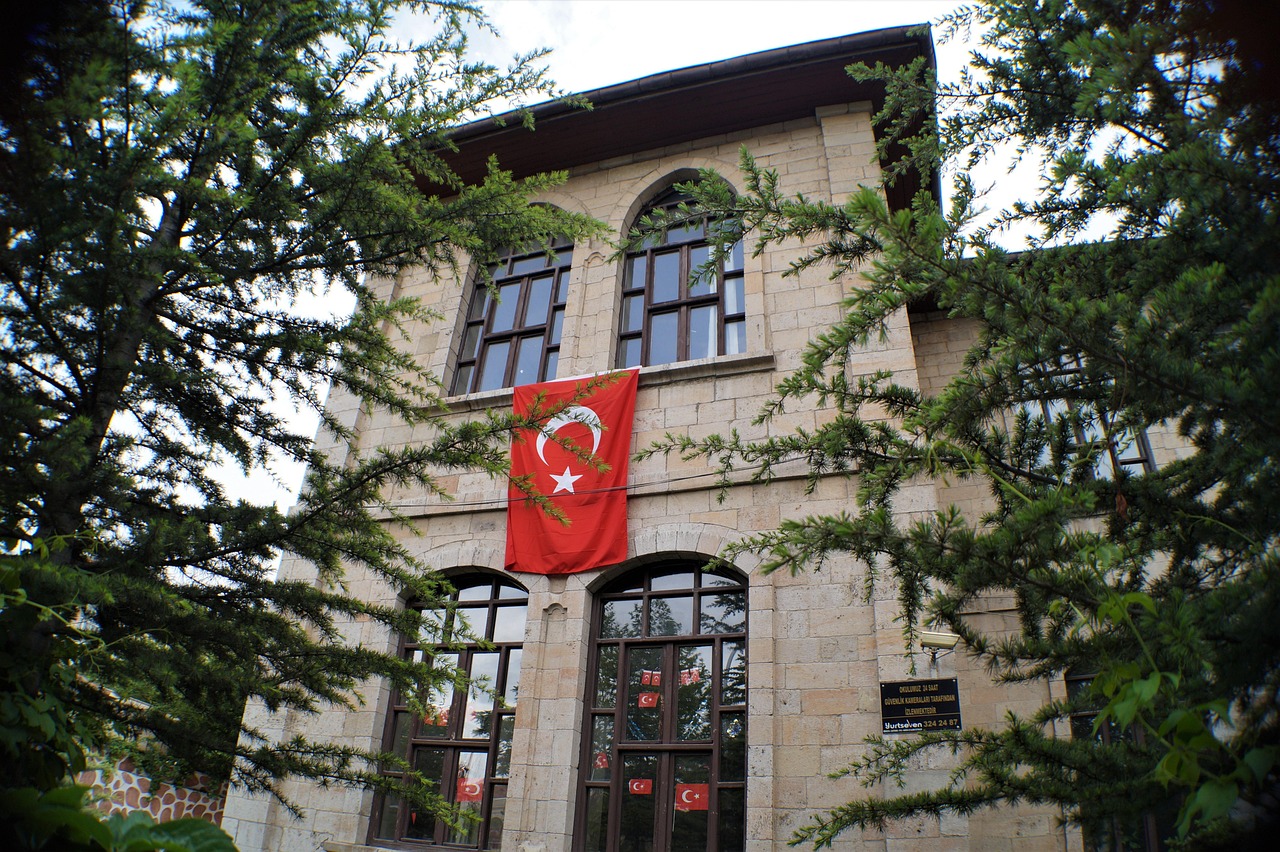 Edirne Valisi Sezer’den 19 Mayıs mesajı