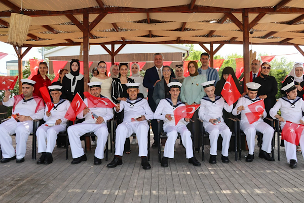 Yalova’da Temsili Askerlik Töreni öncesi kına gecesi etkinliği