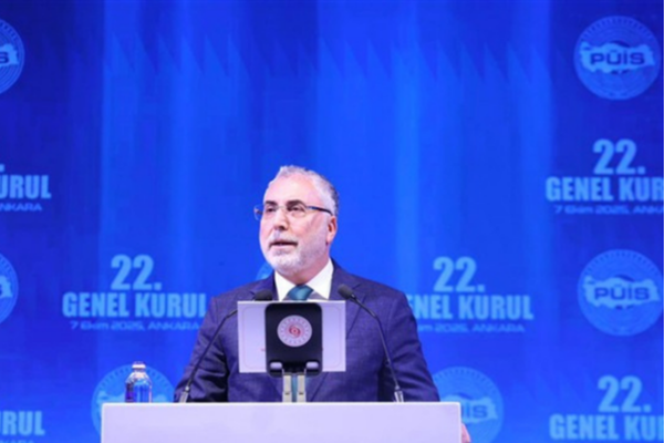 Bakan Işıkhan: 2025 yılında 5 milyar TL destekle eczacılarımızın yanında olduk